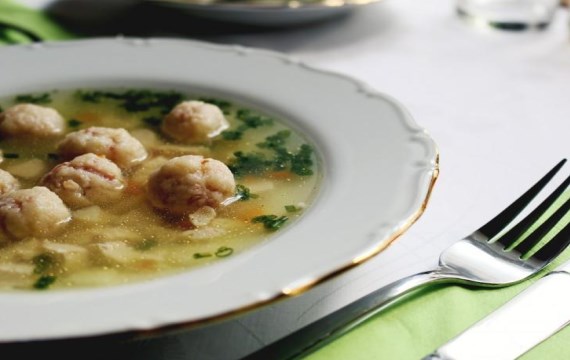 Картофельный суп с мясными фрикадельками - рецепт с фото