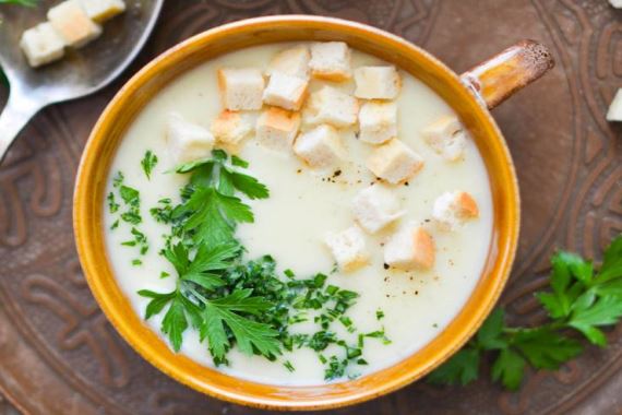 Чесночный крем-суп с плавленным сыром - рецепт с фото