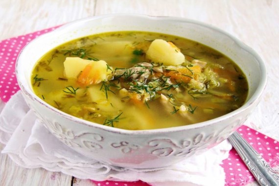 Мясной суп на огуречном рассоле - рецепт с фото