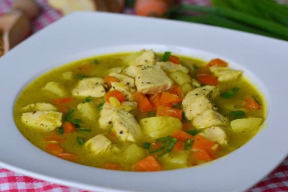 Тайский суп с овощами с курицей - рецепт с фото
