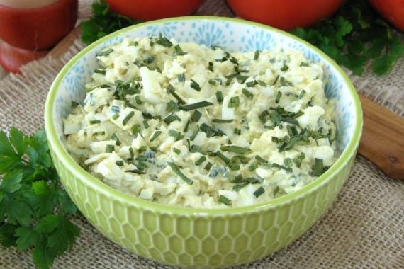 Паста яичная с ремуладом и сушеным зеленым луком - рецепт с фото