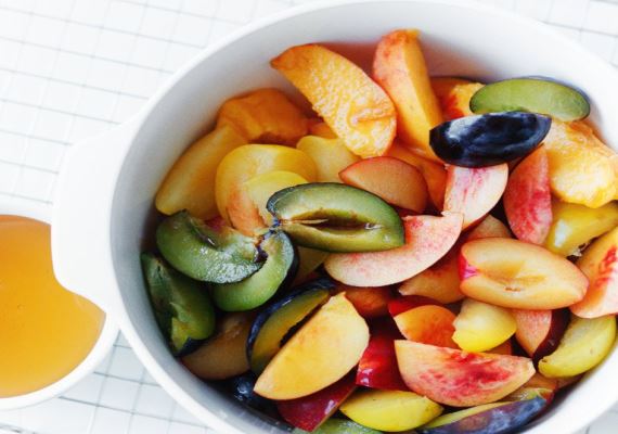 Рецепт Летние фрукты в сиропе