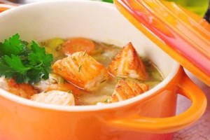 Рыбный суп с морковью (фото)