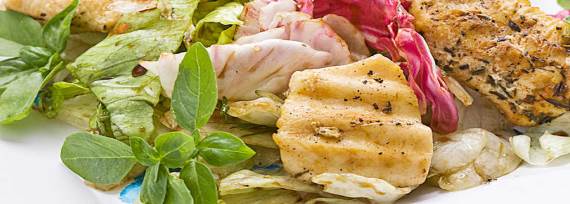 Салат из курицы приготовленной на гриле - рецепт с фото