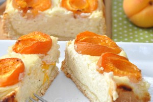 Пирог с творогом и абрикосами (фото)