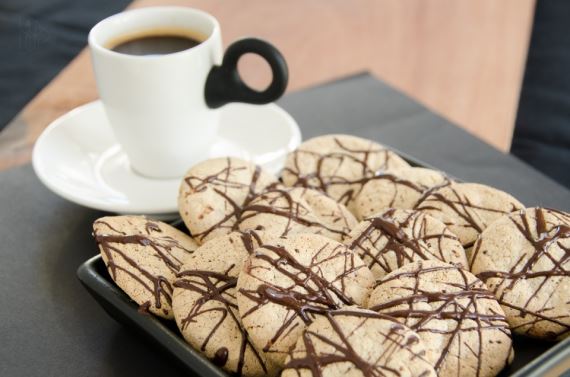 фото - Миндальное печенье с шоколадом и кофе