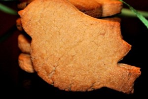 Ингредиенты для «Белково-ореховое печенье на смальце»: