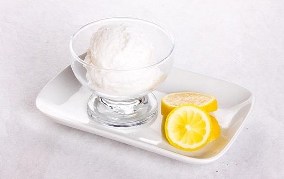 Домашнее лимонное мороженое - рецепт с фото