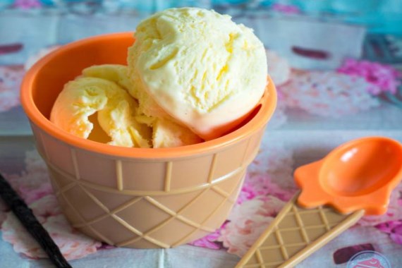 Домашнее, ванильное мороженое лучше чем из магазина - рецепт с фото
