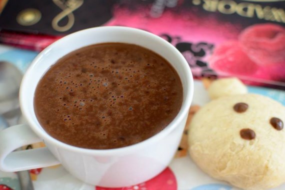 Домашний, горячий шоколад из какао - рецепт с фото