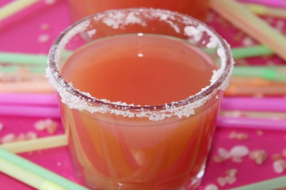 Коктейль с водкой и грейпфрутовым соком - рецепт с фото