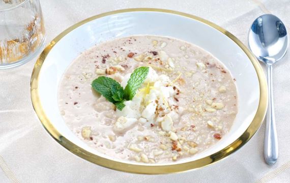 Миндальный суп с рисовыми галушками - рецепт с фото