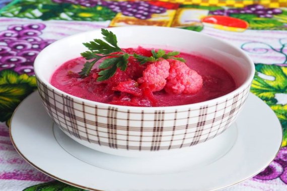 Красный борщ с цветной капустой - рецепт с фото