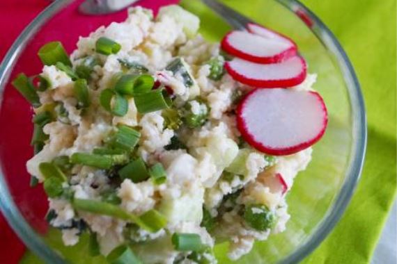 Вкусный салат из кускуса с овощами - рецепт с фото