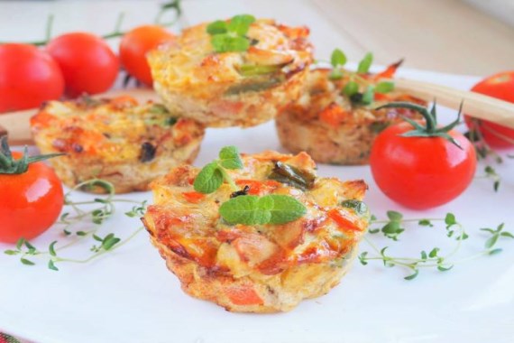 Маффины из свиной корейки с овощами - рецепт с фото