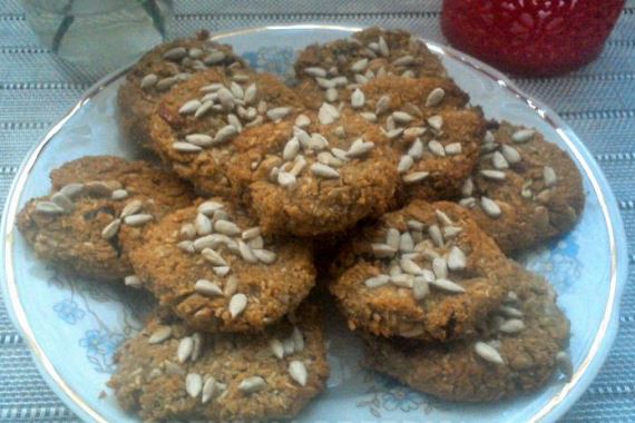 Вкусное и хрустящее печенье из подсолнечника - рецепт с фото