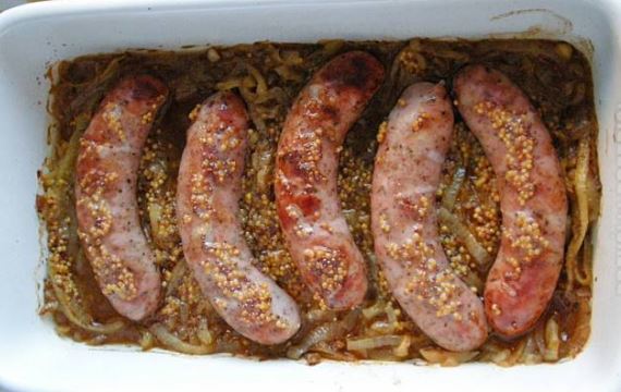 Белая колбаса, запеченная в пиве - рецепт с фото