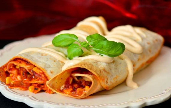 Мексиканская энчилада с курицей - рецепт с фото