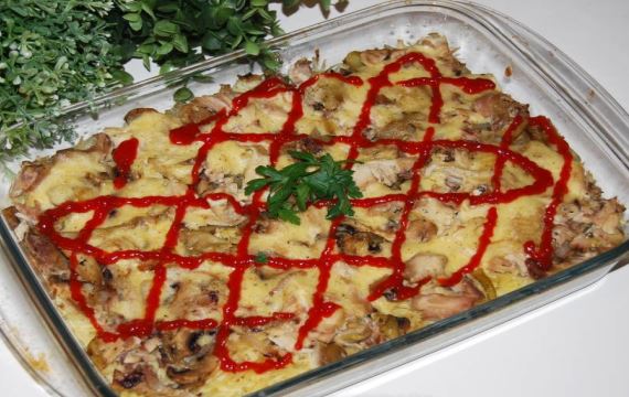 Запеканка с курицей и макаронами под соусом бешамель - рецепт с фото
