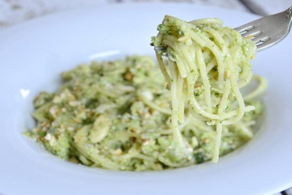 Спагетти с соусом из брокколи - рецепт с фото