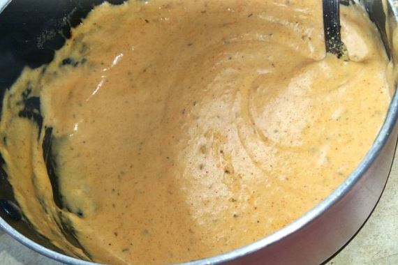 Вкусный, сырный соус для овощей - рецепт с фото