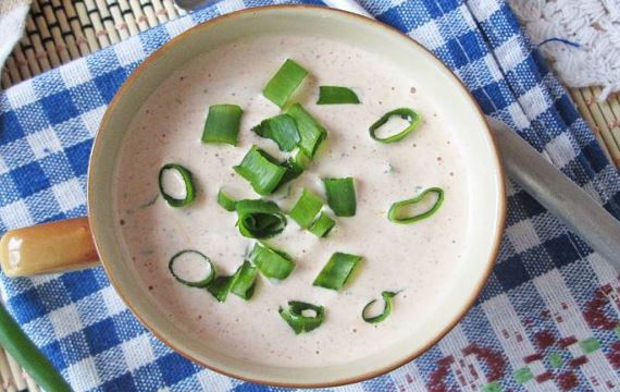 Вкусный и быстрый соус с зеленым луком - рецепт с фото
