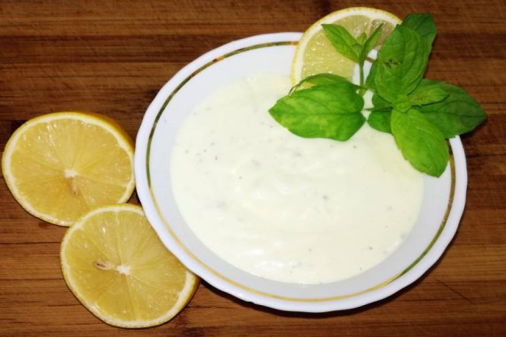 Мятный соус с лимоном - рецепт с фото
