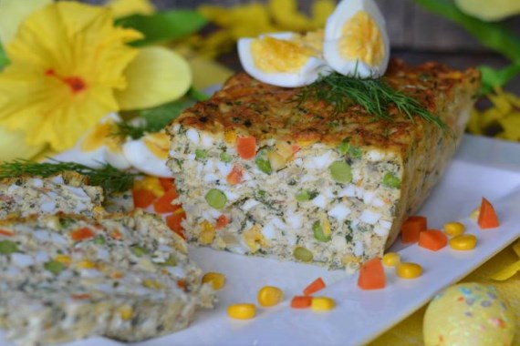 Пасхальный, яичный паштет с овощами - рецепт с фото