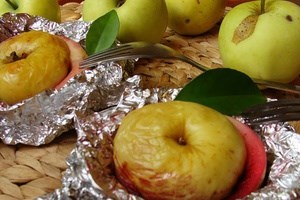 Яблоки, приготовленные на гриле (фото)