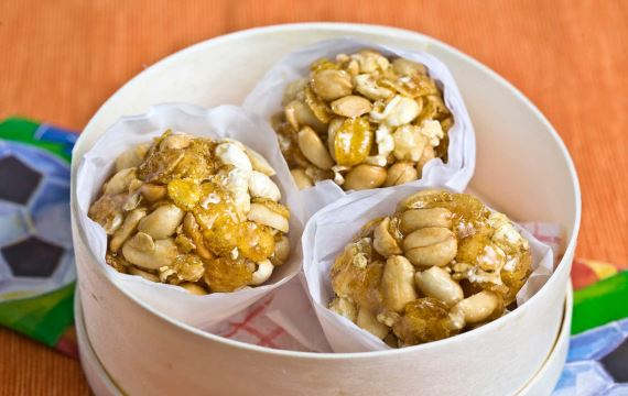 Орехово-медовый десерт - рецепт с фото