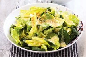 Зеленый роскошный салат