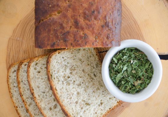 фото - Пшеничный хлеб на закваске в духовке