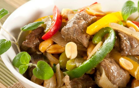 Как приготовить - Гуляш из говядины с перцами
