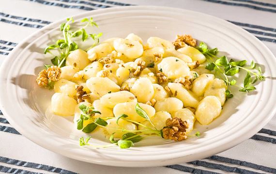 Как приготовить - Ньокки с грецкими орехами и майораном