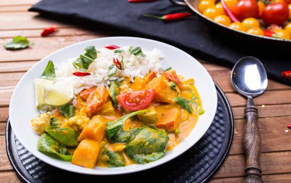 Как приготовить - Карри с тыквой, шпинатом и курицей
