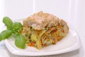 Рыбная запеканка с картофелем и овощами (фото)