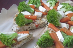 Пирог из куриных ножек с овощами и сыром (фото)