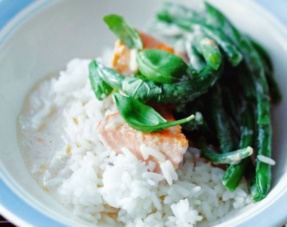 Рецепт Зеленое карри с лососем