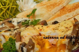Яйца с грибами и сыром (фото)